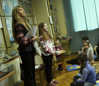 «Мы пінгвіны!», або Як дзеткі спрычыніліся да «Вершаў на асфальце» (+ФОТА)